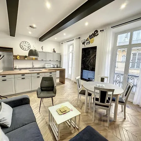 Apartment Rep1 - 3 Pieces Avec Balcon En Plein Centre